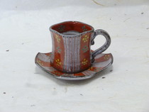 京焼 赫三郎窯 赤絵ト草梅鉢紋 コーヒー碗皿